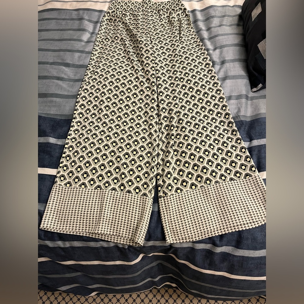 Wide Leg Summer Printed Pants - Size Small